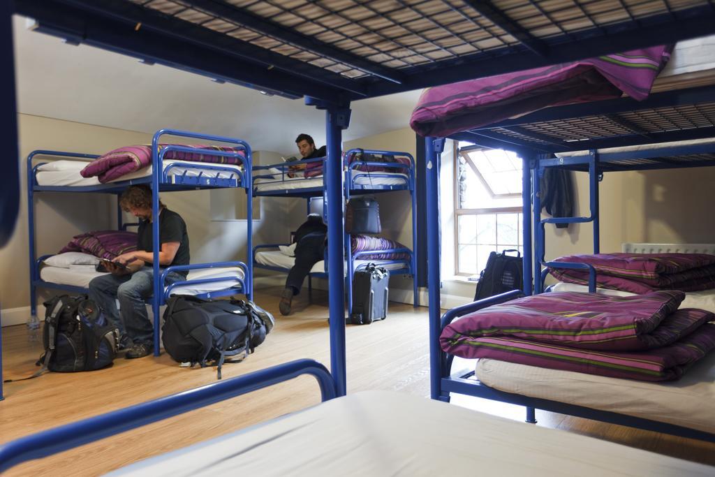 Isaacs Hostel Дублин Экстерьер фото